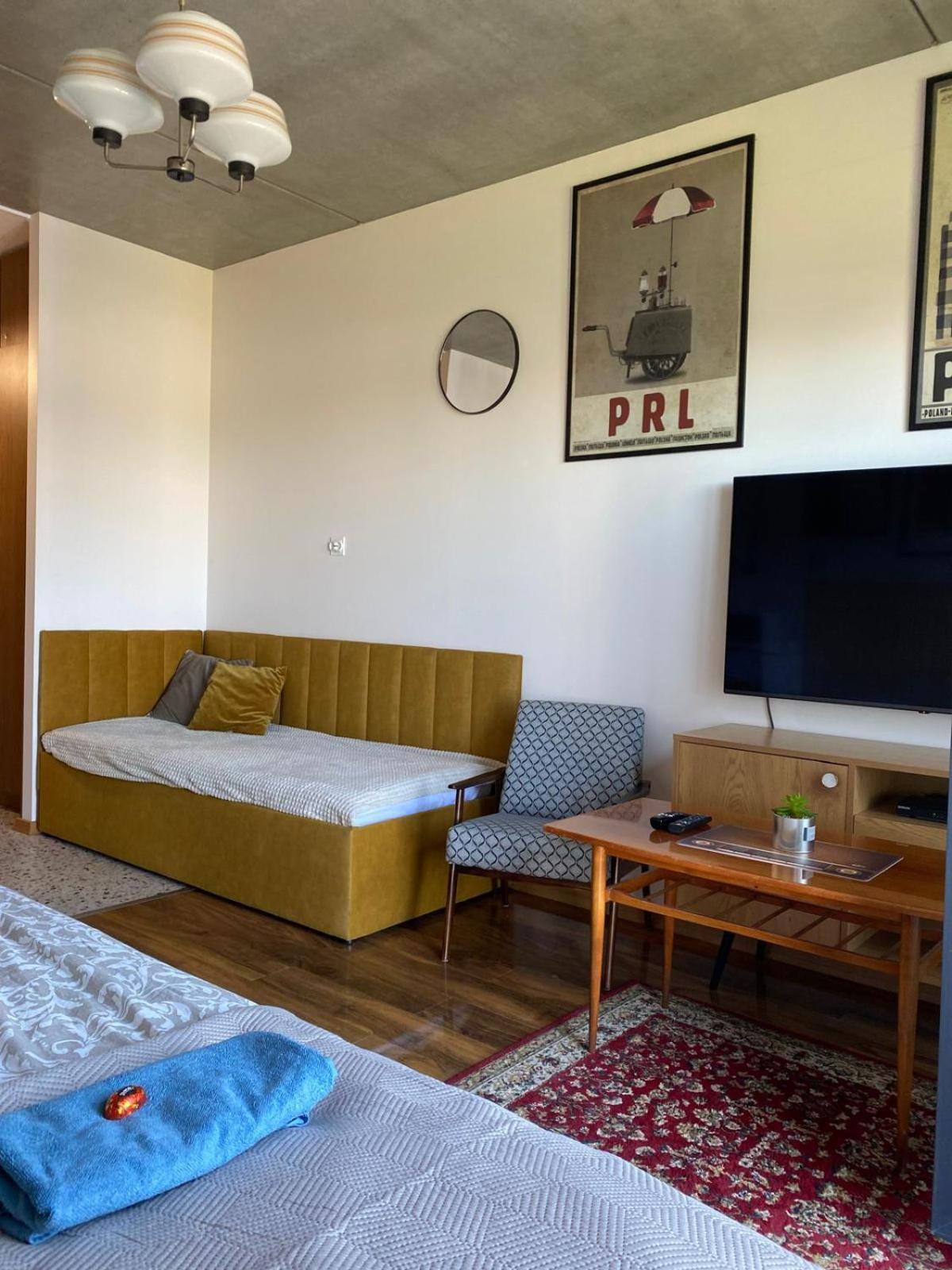 Lux Lotnisko Apartment *
